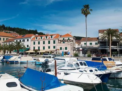 Komunalna Lučica Luka Korčula (PORTO UŠ), marina in Grad Korčula, Croatia — photo 5