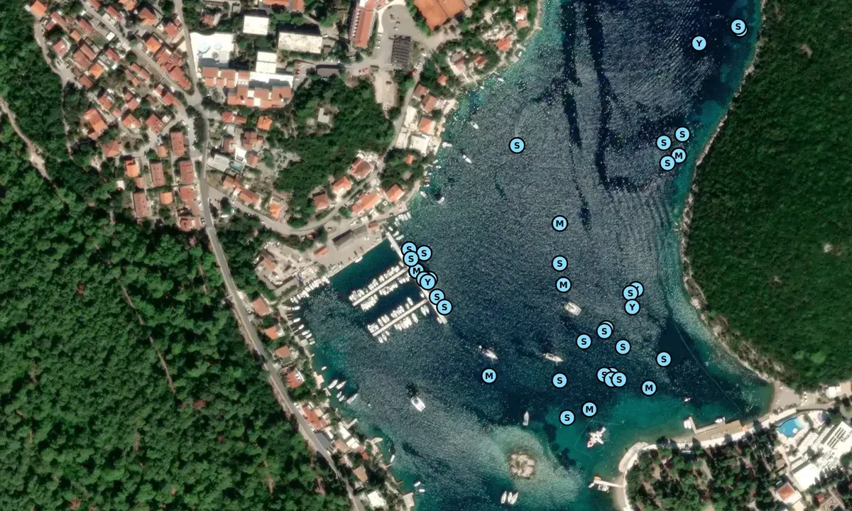 Komunalna Lučica Luka Korčula (PORTO UŠ), marina in Grad Korčula, Croatia — photo 7