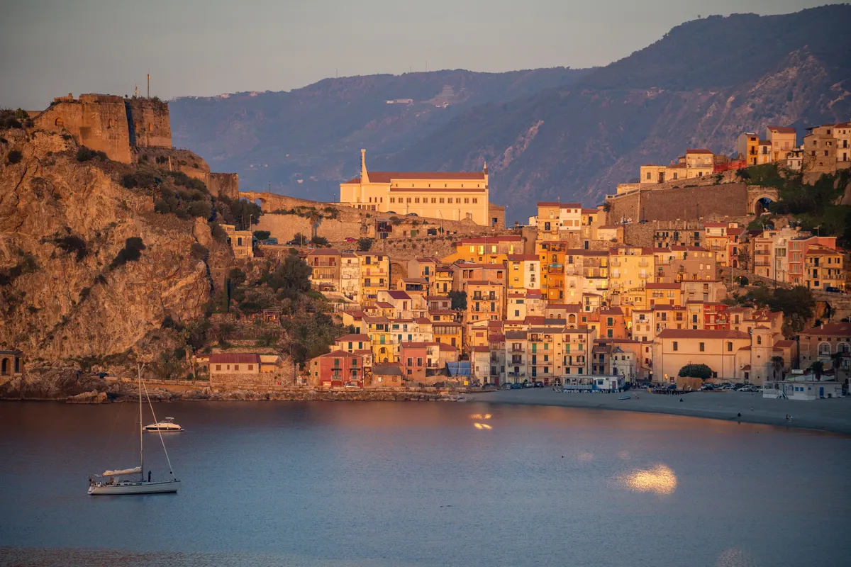 Porto di Scilla, marina in Scilla, Italy — photo 5