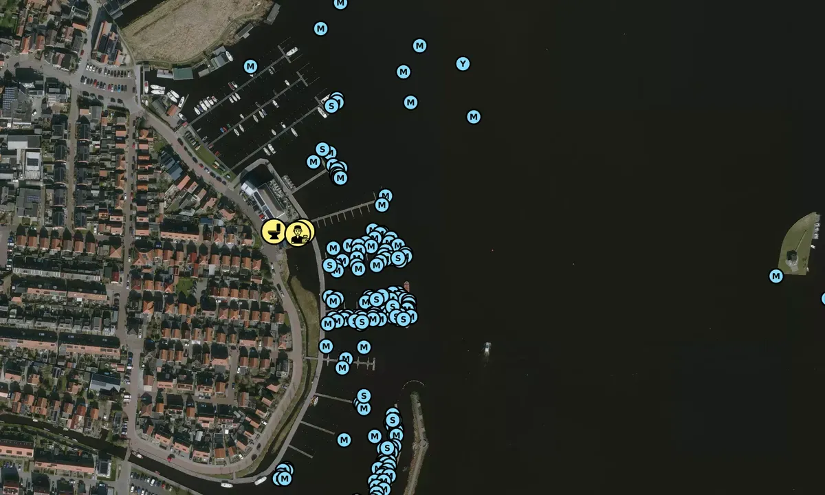 Hellingshaven, marina in Grou, Netherlands — photo 3