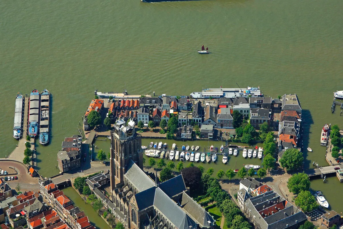 WSV "Maartensgat", marina in Dordrecht, Netherlands — photo 4