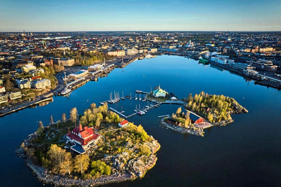 Pohjoisranta Marina in Helsinki, Finland — photo 2
