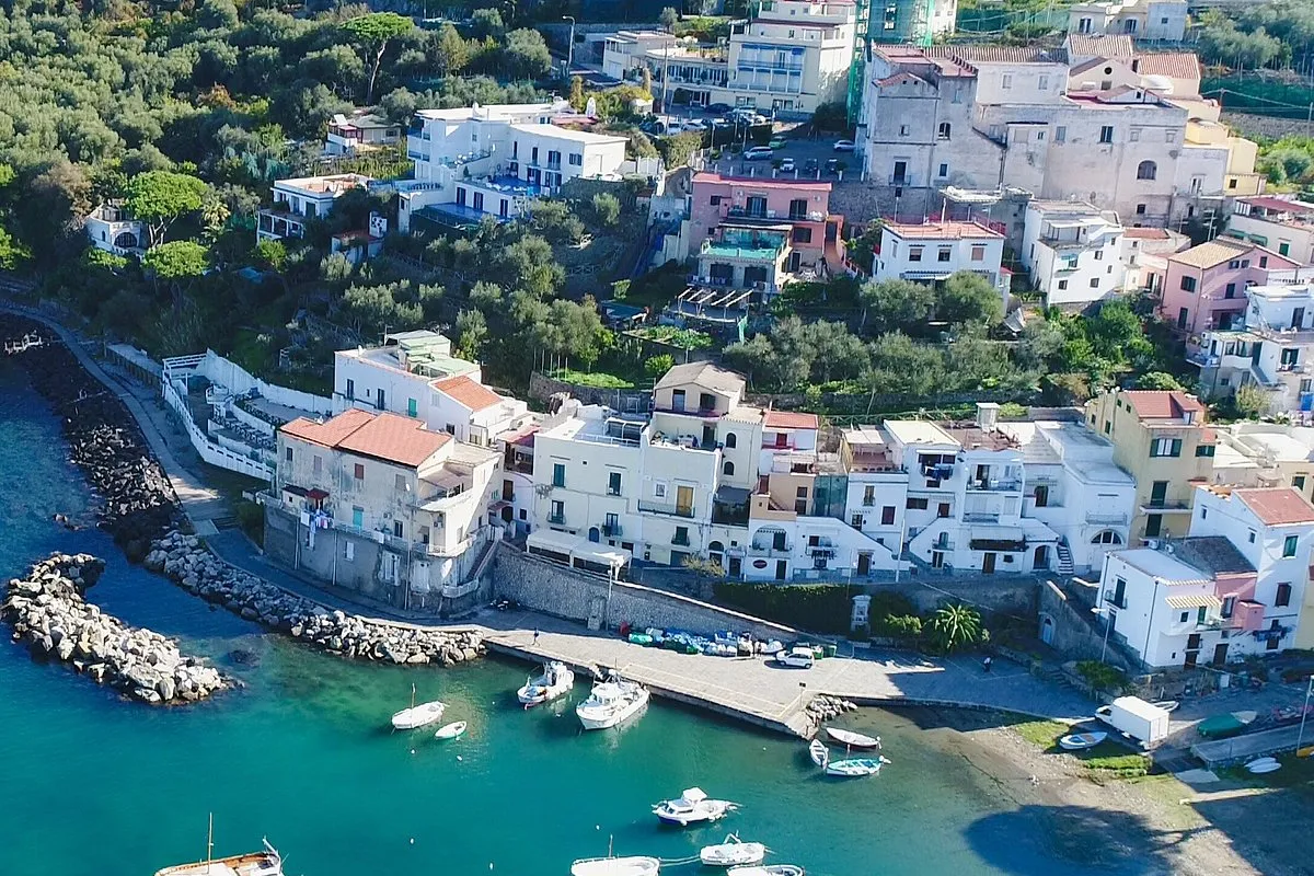 Porto di Massa Lubrense, marina in Massa Lubrense, Italy — photo 2