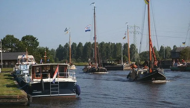 Nieuwe Kade Marina in Grou, Netherlands — photo 2