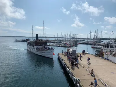 Öckerö Hamn