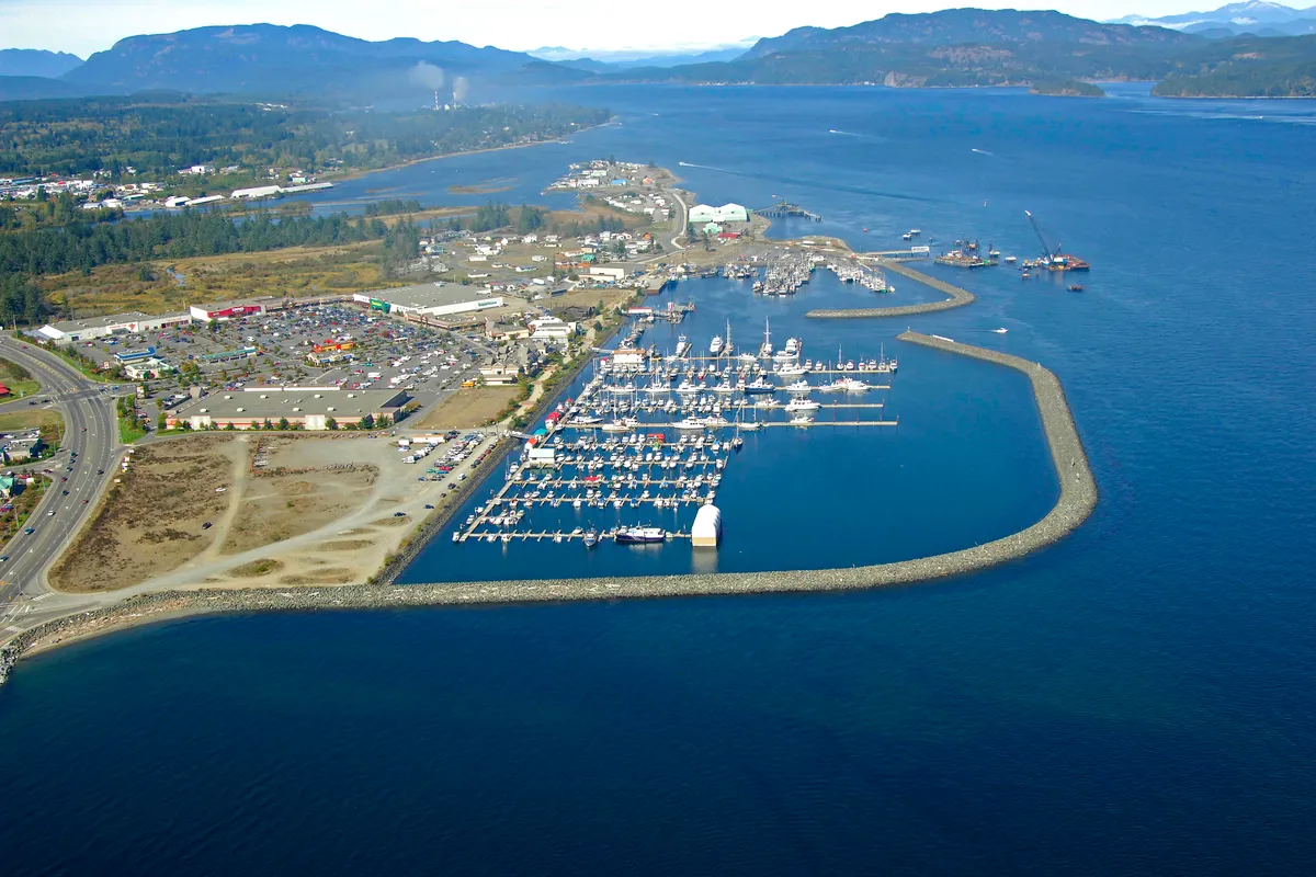 Discovery Harbour Marina in Campbell River, Canada — photo 6
