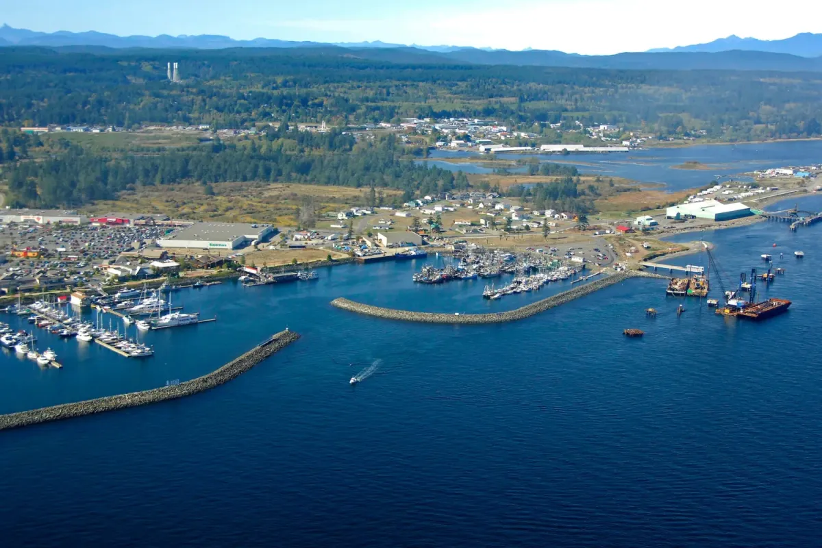 Discovery Harbour Marina in Campbell River, Canada — photo 2