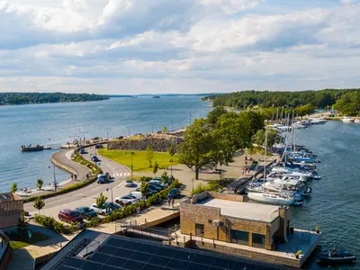 Slottsholmen marina in Västervik, Sweden — photo 2