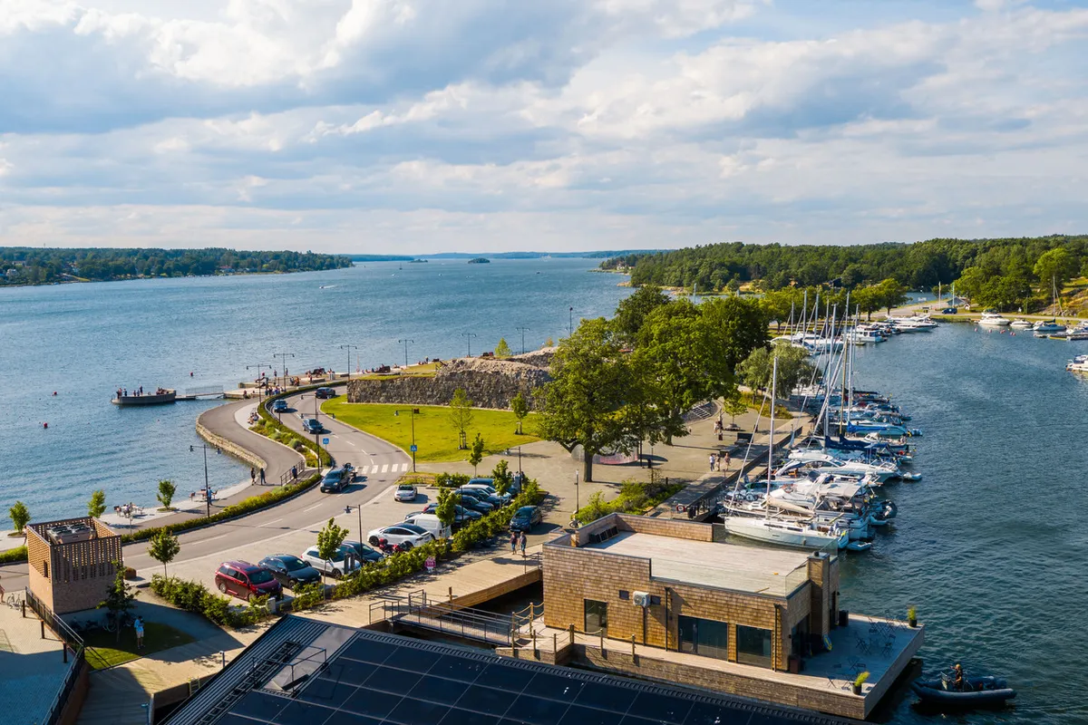 Slottsholmen marina in Västervik, Sweden — photo 2