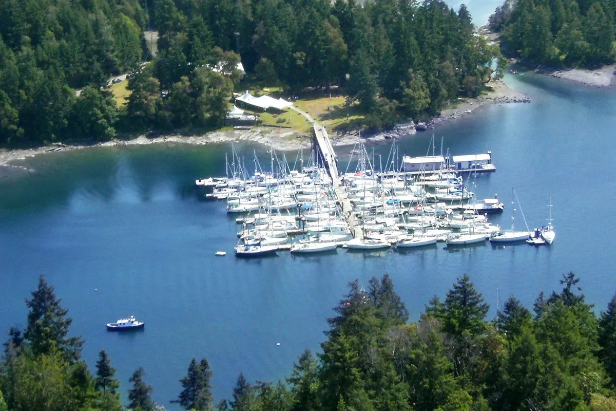 Telegraph Harbour Marina in Area G (Saltair / Gulf Islands), Canada — photo 8