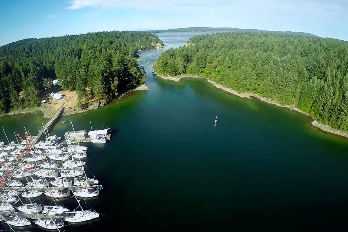 Telegraph Harbour Marina in Area G (Saltair / Gulf Islands), Canada — photo 2