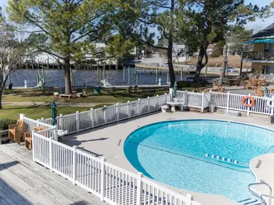 Oriental Yacht Club, marina in Oriental, United States — photo 5