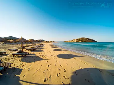 Sarakiniko Bay