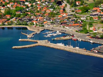 Skillinge Harbour, marina in Skillinge, Sweden — photo 3