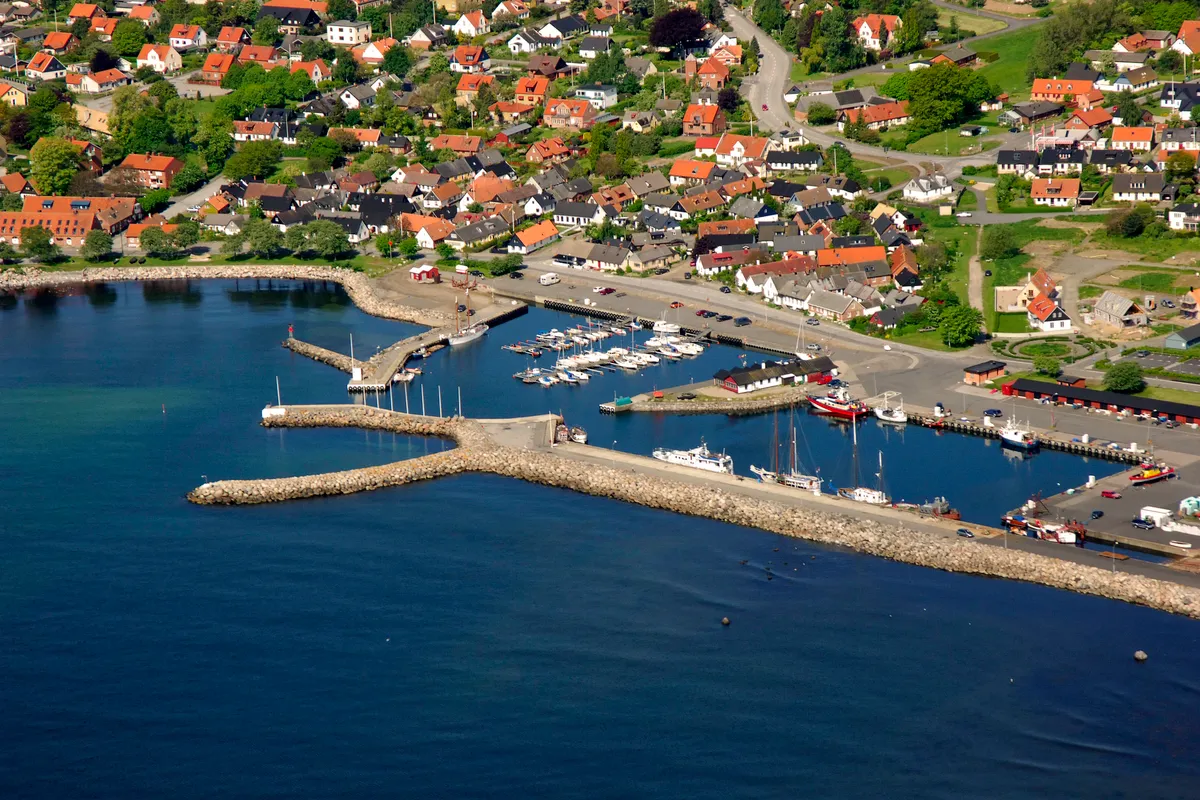 Skillinge Harbour, marina in Skillinge, Sweden — photo 3