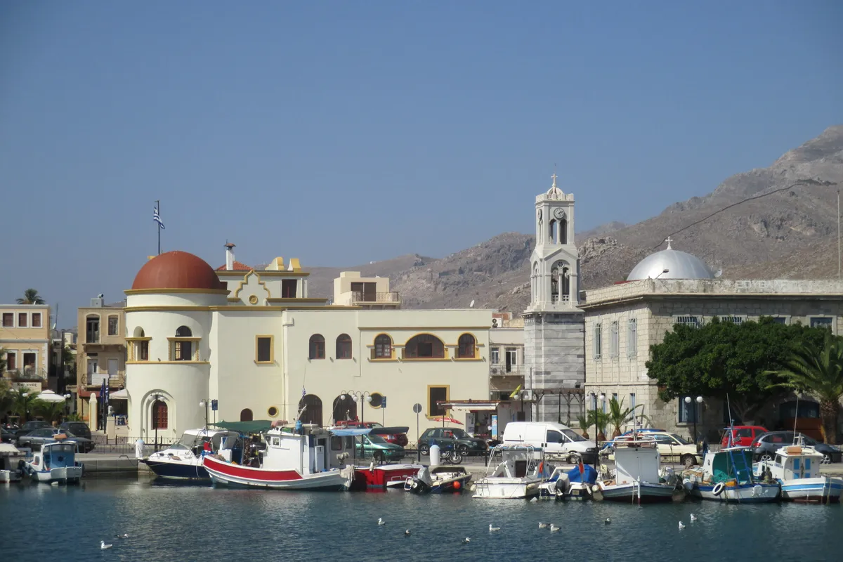 Kalymnos Port, harbour in Pothia, Greece — photo 2