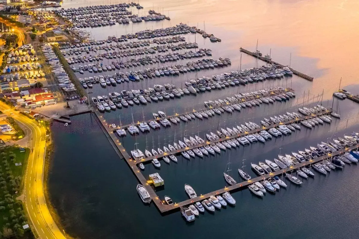 Luka Punat, marina in Punat, Croatia — photo 4