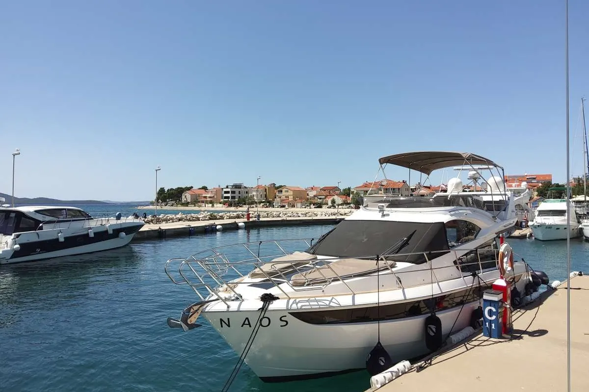 Zadar Port, marina in Zadar, Croatia — photo 2