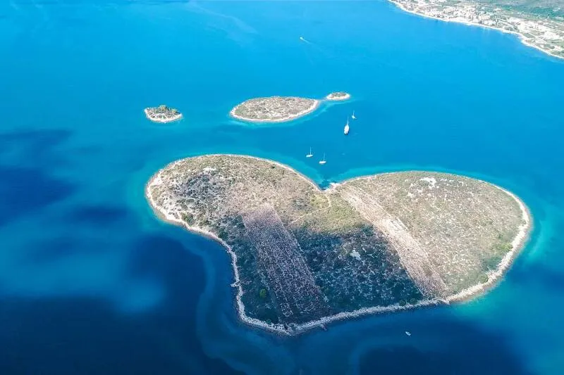 Lučica Biograd, marina in Grad Biograd na Moru, Croatia — photo 4