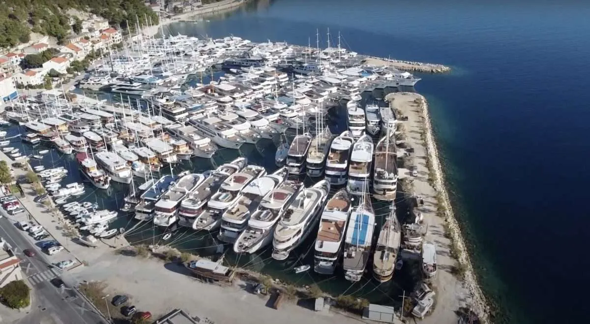 Krilo Jesenice Marina in Jesenice, Croatia
