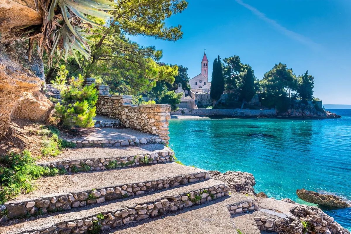 Luka Kaštel Stari, marina in Grad Kaštela, Croatia — photo 2
