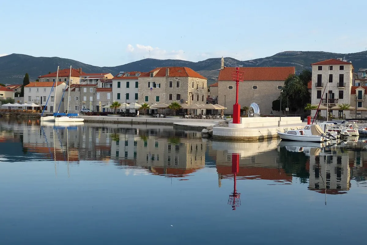 Luka Kaštel Stari, marina in Grad Kaštela, Croatia — photo 3