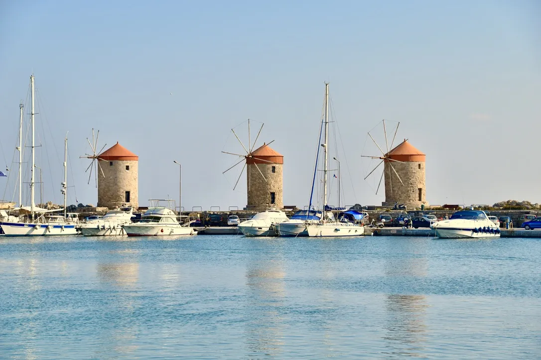 Rhodes, Mandraki Port, marina in Municipal Unit of Rhodes, Greece — photo 2