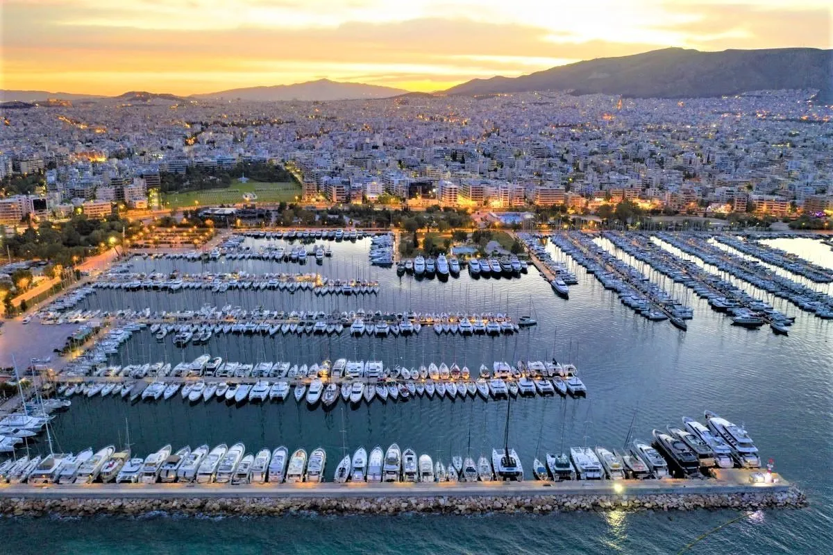 Athens, Alimos marina in Athens, Greece — photo 4