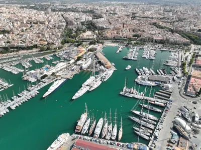 Palma de Mallorca, La Lonja Marina in Palma de Mallorca, Spain — photo 3