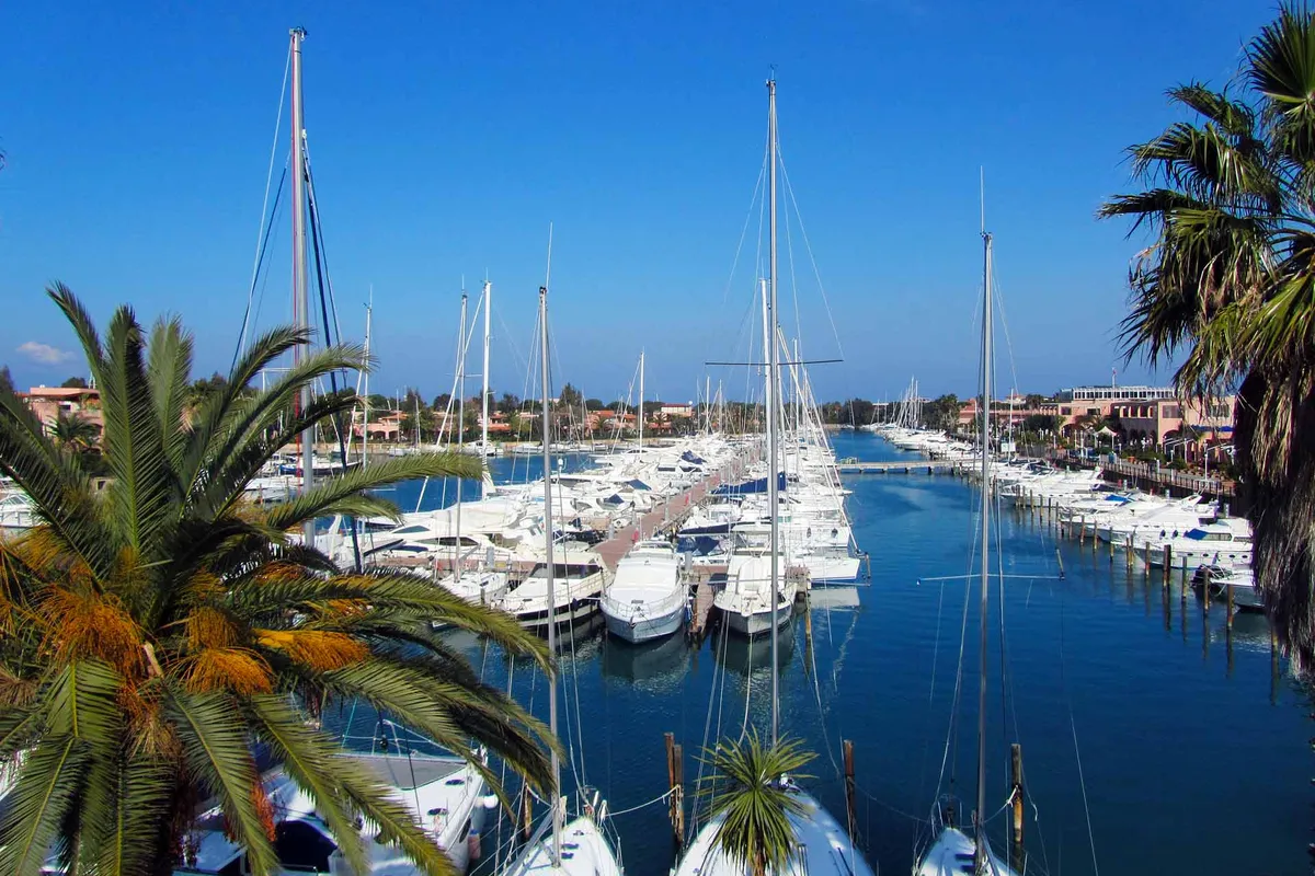 Marina di Portorosa in Tonnarella, Italy — photo 5
