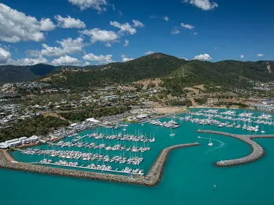 Coral Sea Marina Resort in Airlie Beach, Australia — photo 3