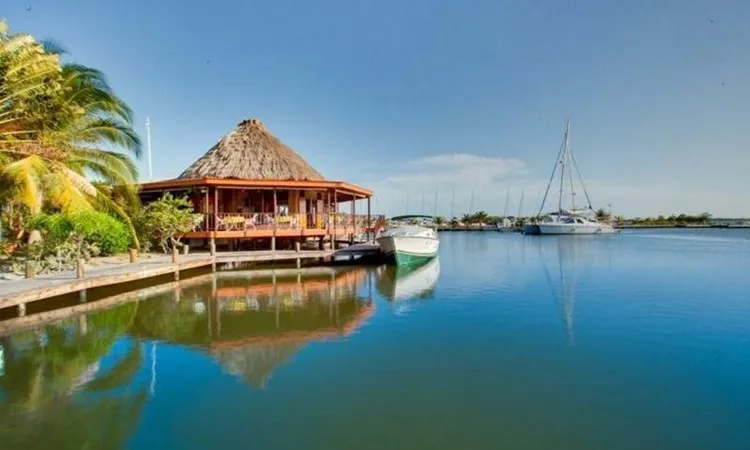 Belize, Placencia, Roberts Grove Marina in Placencia, Belize — photo 2