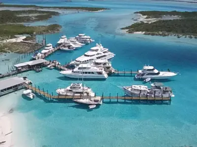 Exumas, Staniel Cay Marina in Exuma, Bahamas — photo 3