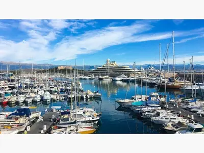 Port Vauban