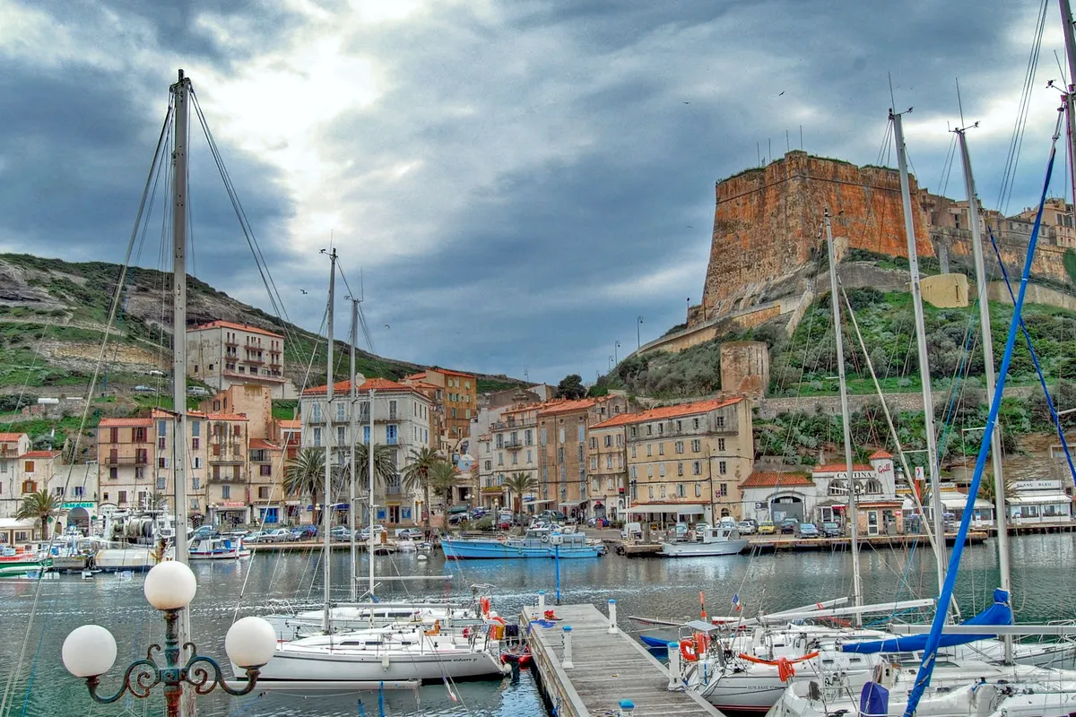 Port de Bonifacio, marina in Bonifacio / Bunifaziu, France — photo 8