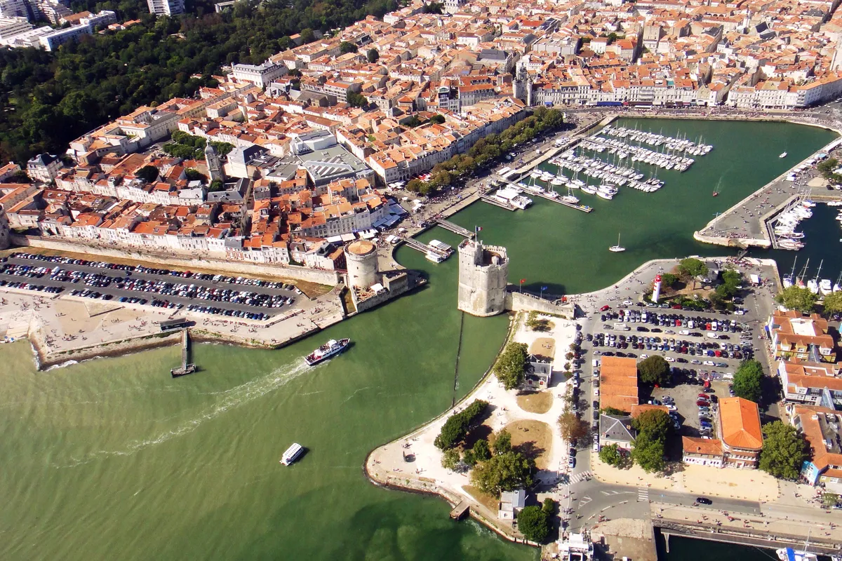 Port des Minimes, marina in La Rochelle, France — photo 2
