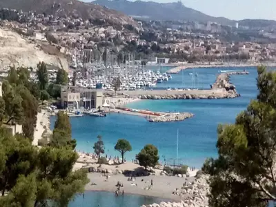 Marseille, Corbières Port Services