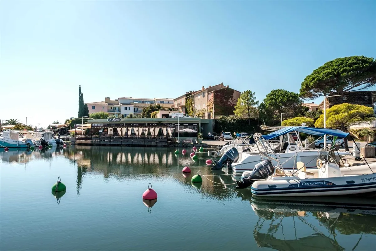 Corsica, Solenzara Marina in Sari-Solenzara, France — photo 6