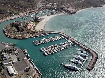 Marina CostaBaja in La Paz, Mexico — photo 3