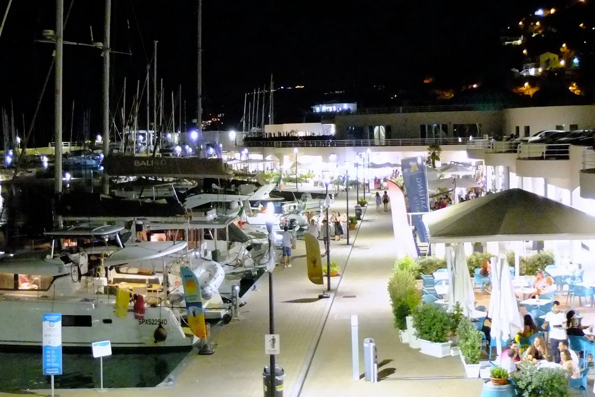 Capo D'orlando Marina in Capo d'Orlando, Italy — photo 4