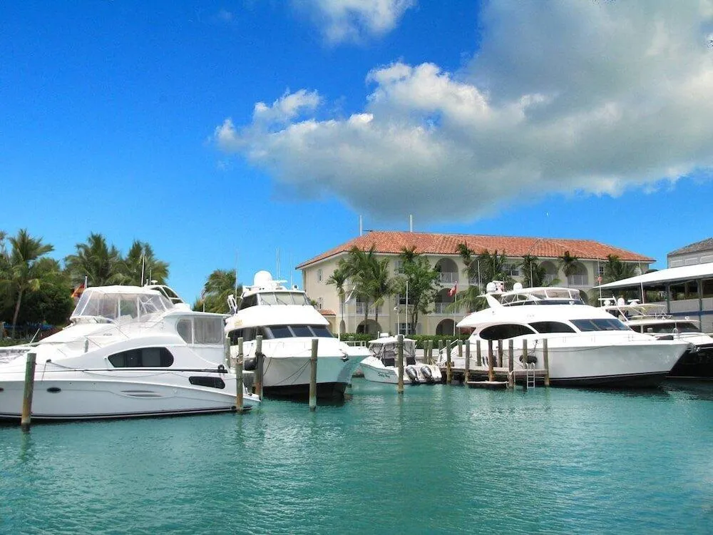 Nassau, Paradise Harbour Club, marina in Nassau, Bahamas — photo 4