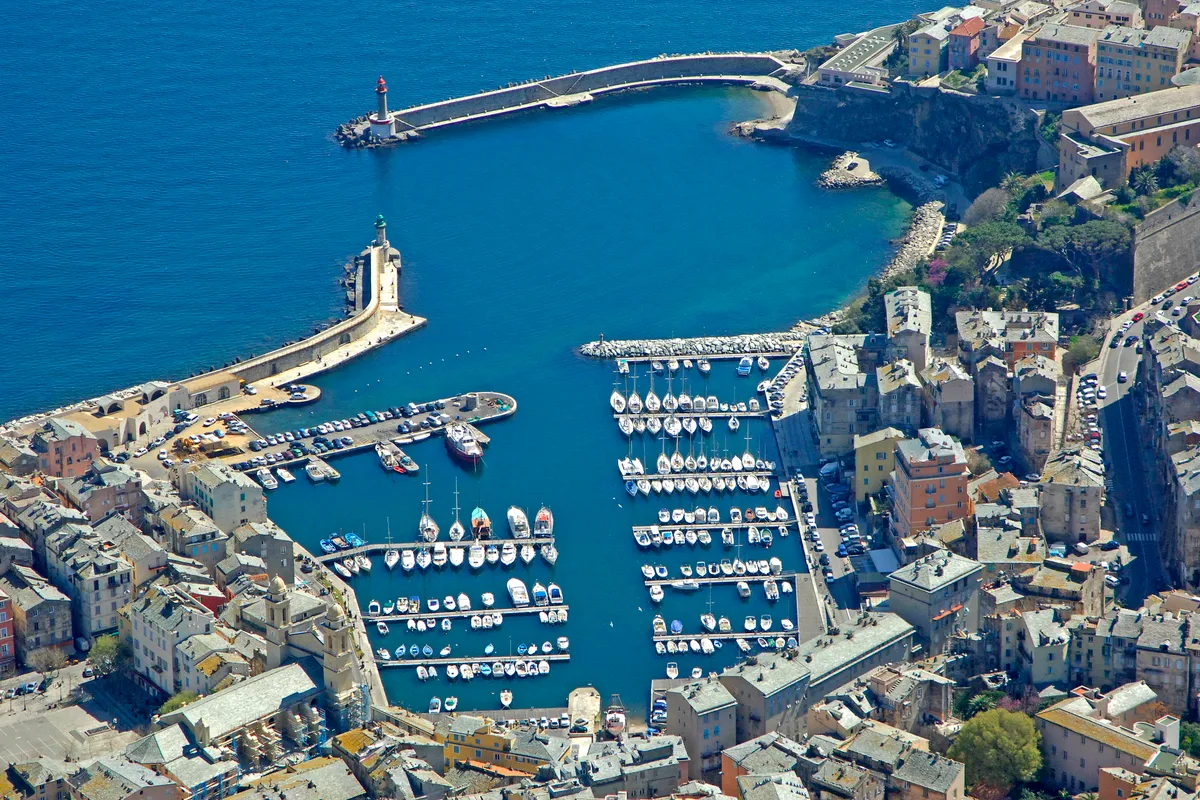 Bastia, Vieux port de Bastia, marina in Bastia, France — photo 7