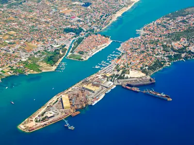 Trogir, Divulje Port, marina in Grad Kaštela, Croatia — photo 2