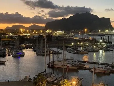 Palermo, Marina di La Cala