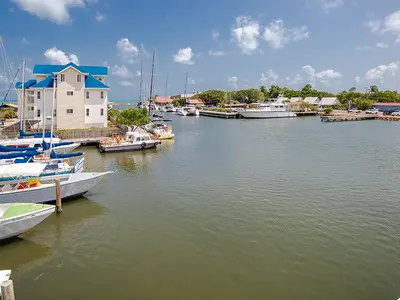 Belize, Old Belize Marina