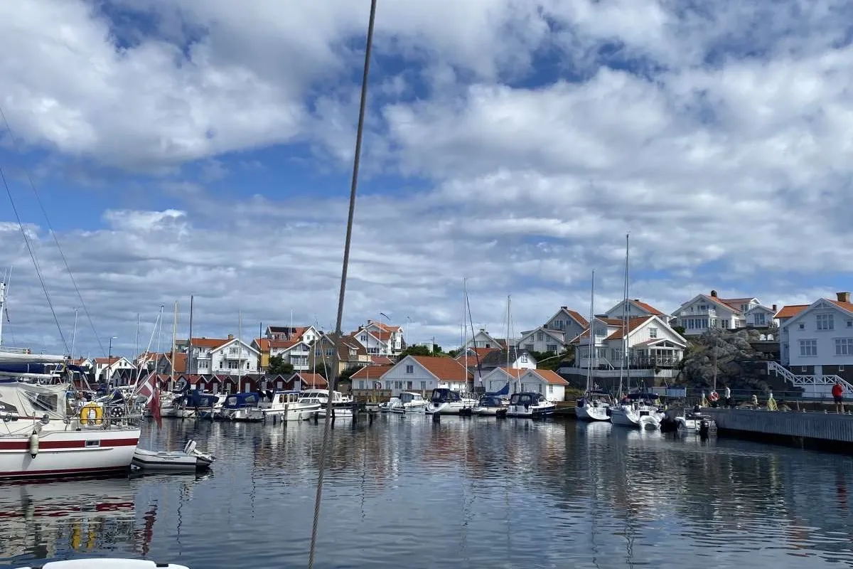 Fotö gästhamn, marina in Fotö, Sweden