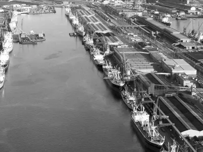 Avant-port, marina in Fécamp, France — photo 3