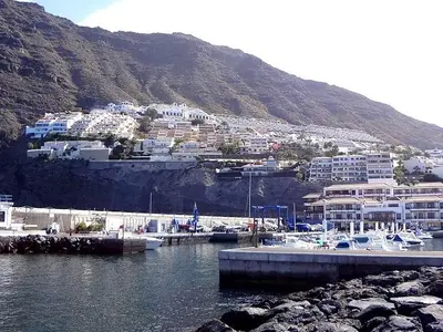 Puerto Los Gigantes, marina in Santiago del Teide, Spain — photo 3
