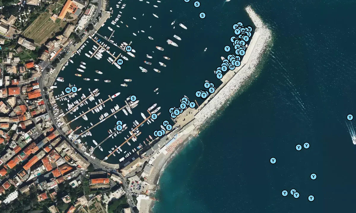 Santa Margherita Ligure Marina in Santa Margherita Ligure, Italy — photo 3