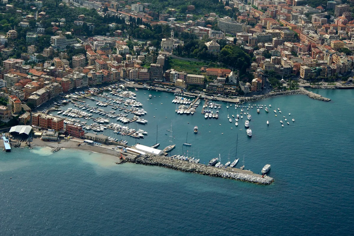 Santa Margherita Ligure Marina in Santa Margherita Ligure, Italy — photo 9